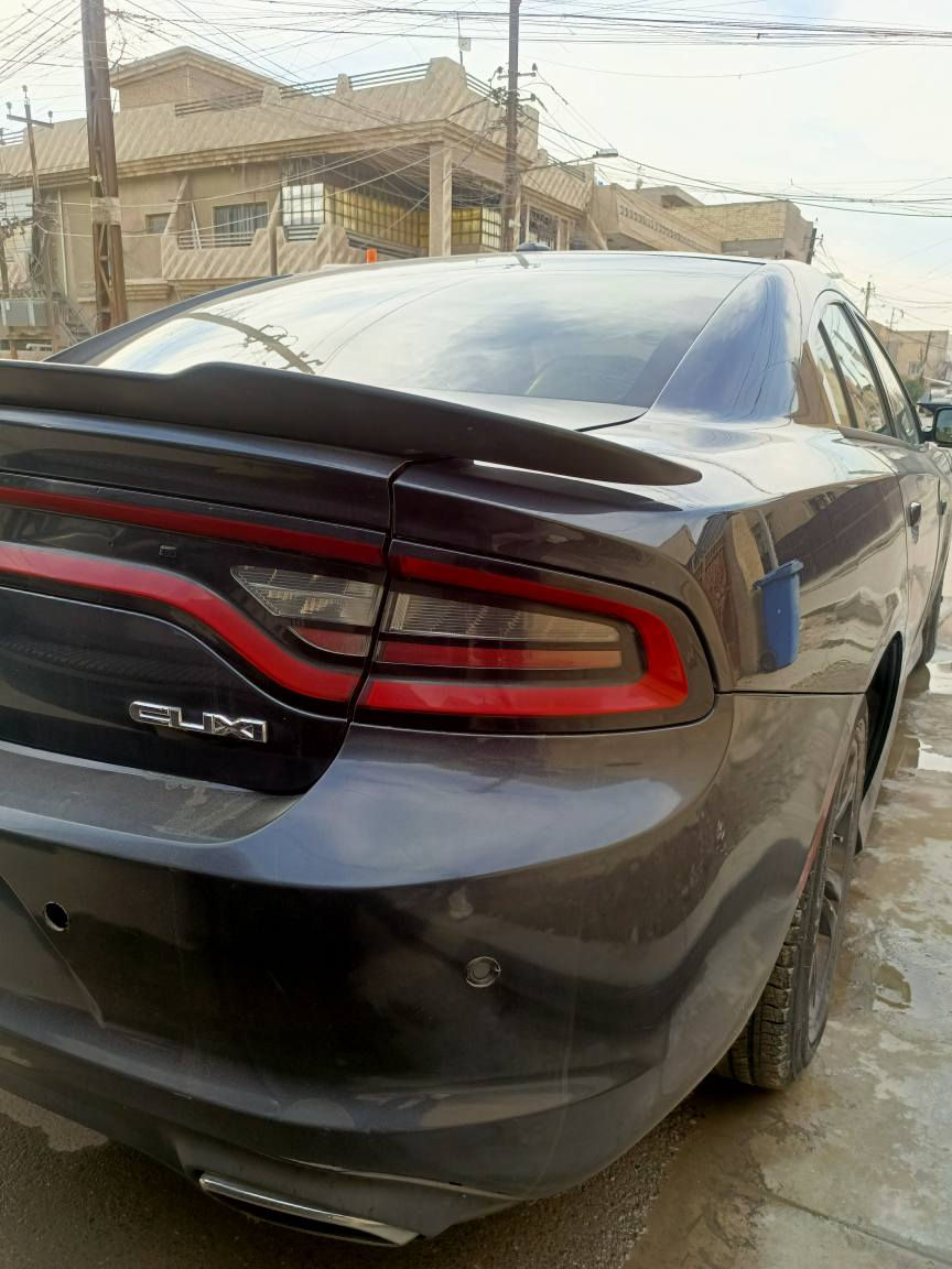 السلام عليكم جارجر مديل 2016 اصل فول مواصفات فتحه فول تحكمات شاشه حجم كبير كشنات جلد احمر مطعم باسود كشن السائق كهربائي  بصمه شاشه اعطال تبريد حداده تخم تاير كله جديد سياره SXT محدث SRT بنيد ودعاميه ولحايه لون اسود غير محدد رقم بصره معوقين وبعدها ما محوله سنويه منتهيه بيها اربع قطع صبغ سعر جدا مناسب واتساب موجود (***********) مكاني بصره البصرة, العراق
