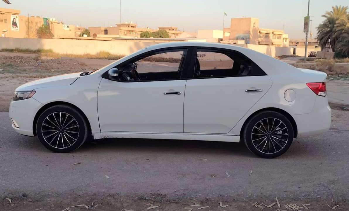 ادوات ادوات
كيا فورتي ٢٠١٢ دخول جديد كصة جنطة بانزين خليجية جاهزة كير مكينة دوش  حدادية 

سيارة ماتلكة اختهه بالنظافة شوفة عينك

السعر ٤٤ بيع فقط بدون مراوس

المكان بابل 

***********
