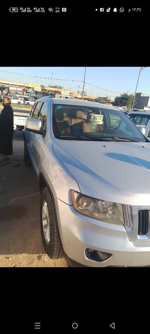 السلام عليكم
جيب 2012 وارد امريكي كلين تاتل 
مواصفات بصمه تشغيل على البعد وترحيب
شاشه جبيره قلاب 
مري كهرباء 
كامره خلفي 
حساسات 
منضومه زنون اصليه 
تحكمات ستيرن 
مثبت سرعه 
محرك 3600 سته سندر جديد 
كير جديد 
تخم تاير جديد 
ويل 20 جديد 
تبريد قطعتين ثلج 
صدر امامي وخلفي جديد 
كشنات جلد بلادي وبيه تغليف 
كشنات كهرباء 
سياره جديده  
ملاحظة سيارة بدون حادث
رقم بغداد دوالي جديد هزه جديده شرط تحويل 
لبيع سعرها 162  وبيه مجال بصيط  
استفسار اتصال ***********
مكان سيارة واسط الصويره
