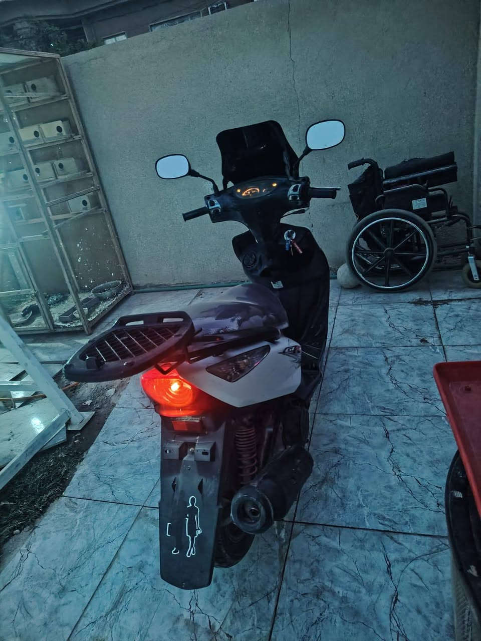 للبيع ماكس ثعلب مجفته تجفيت درجه اولى الدراجه شغاله كل نقص مابيها 600 وبيه مجال مكلف بالنشر صاحب الدراجه حسين القيسي  ***********
