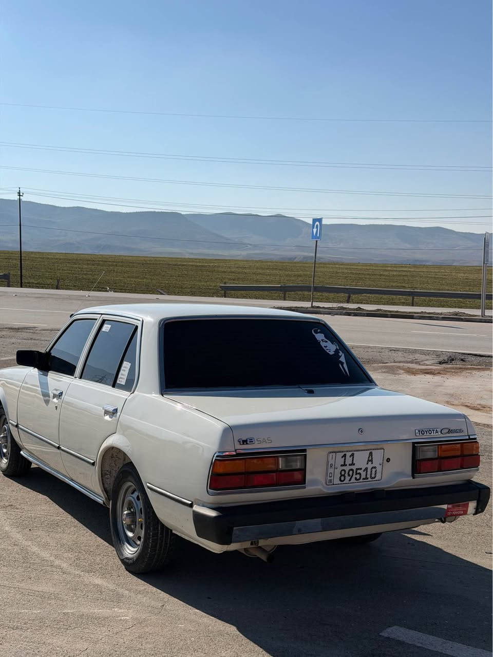 تويوتا كراون موديل ١٩٨١ سةيارةكة نمونةية لةجواني تحويل وةكالة غرامة براوة بةشةرت. سعري ٧٥وةرةقةو مجاليكي كةم 
اگر مشتةري ني سةرم مةيةشينة 
*********** أربيل, العراق
