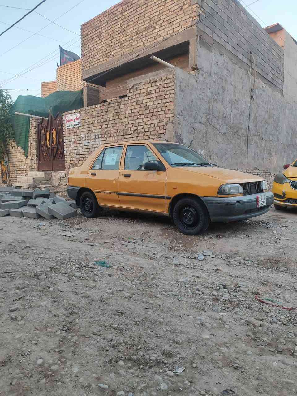 السلام وعليكم سايبه للبيع رقم انكليزي مكينه وكير جدد صدر جديد شواصي مكفوله السيارة خير من الله  كبل الشارع من عده التبريد بكان السيارة  سبع قصور
السعر 35 وبيهه مجال الرقم ***********
