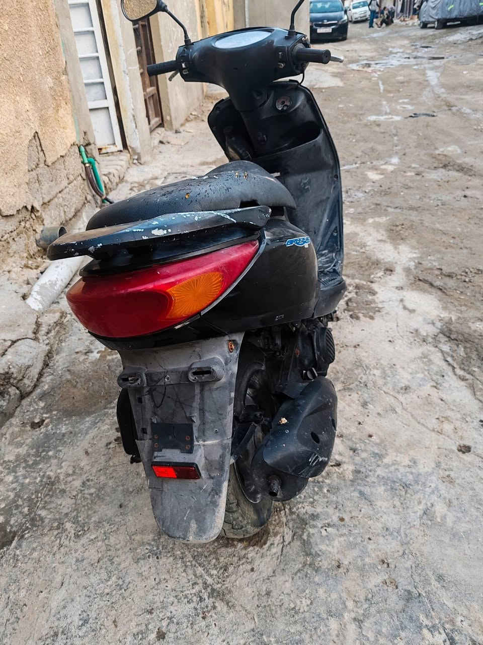 بريز   سرعه140🔥🔥 
مكفوله كفاله عامه السعر450قفل
دراجه كلش نصيفه مابيه نقص 
كلشي بيها شغال سلف هندر  
 مابيه نقص مفاتح بيه برغي 
بيه منفيس الدراجه مكاني بغداد البياع الشهداء ***********
