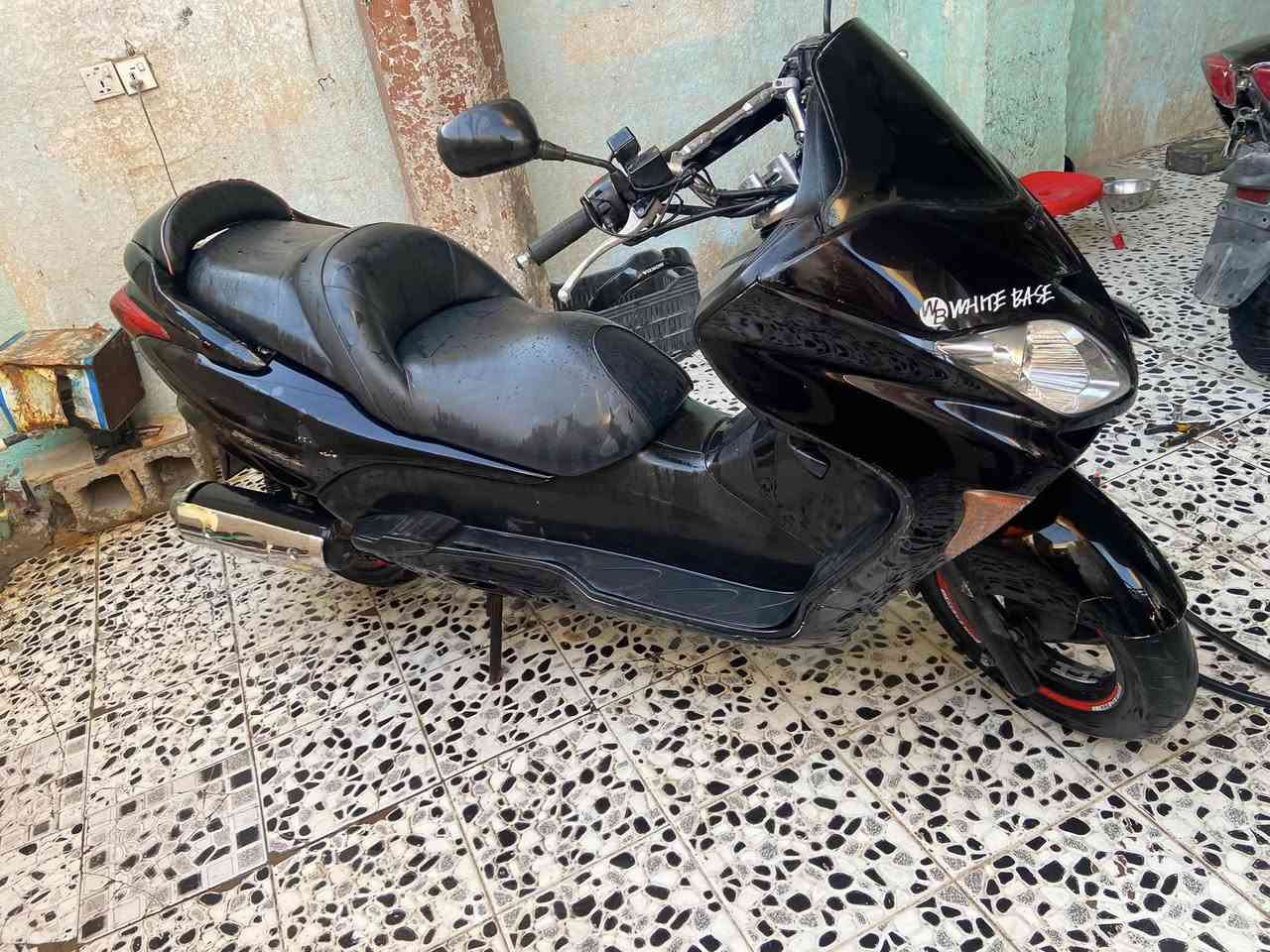 فوزا 08 كفاله عامه لاتنقيص لاتبخير لاحماوه جاهزه وتراي وين متريد كير ومعميه اي نقص مابيها للبيع السعر مليون وبيها مجال قليل كلش  مكانها كوت حي الحكيم تواصل ***********

