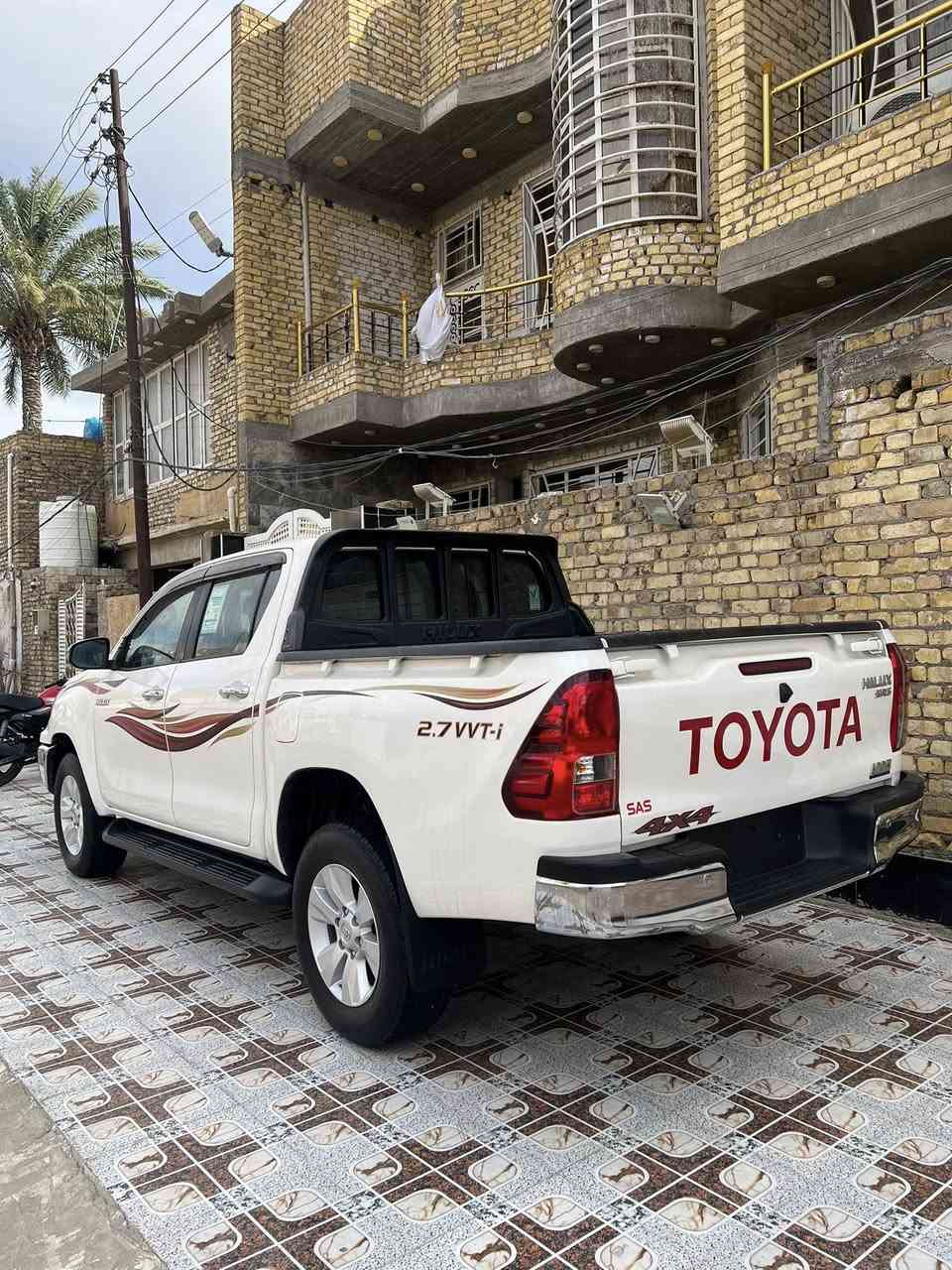 سلام عليكم اخوان 2020 فورويل شركه ساز كفاله عامه رقم بغداد بسمي تحويل مباشر السونار مرفق بل صور السياره جديده على وضع الشركه ماشيه 120  السعر 268 وبيه مجال مكاني واسط كوت الاستفسار ***********
