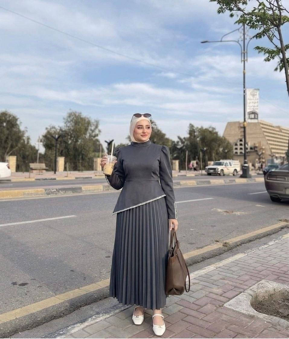 🧿﷽ وعلى الله توكلنا 🧿 

# شعارنا التميز  L M 💫

فخامه. وجمال. المديل   فستان  مناسبات  مشغول كرستال فول نزاكه 

🧶🧶نوع الخامة   دابل تركي  ❤️

السعر. 32

L

المقاسات   38🌹40🌹42🌹44🌹46🌹48


**إذا كنت صاحب هذا الإعلان وتريد حذفه لأي سبب، رجاءا أرسل رسالة إلى الدعم الفني**