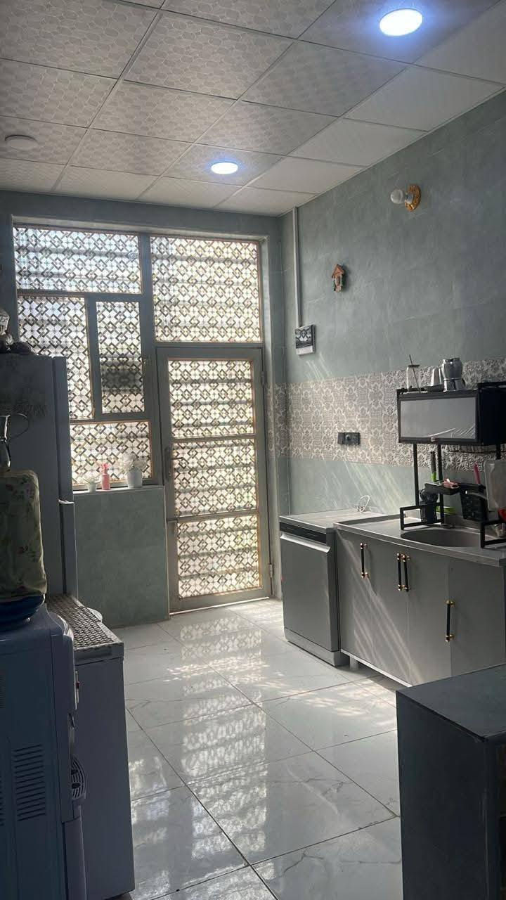 يعلن مكتب الاصدقاء للوساطة العقاريه

دار للبيع  100 م   
طابوزراعي سند 25اقرار محكمه ثاني يوم🏡مشمول بقرار 320
✅ تحفه فنيه شغل درجه اوله جيب مهندس وافحص 

موقع ,البيت /نجف🏡 مقابل قرية الغدير عمود 265 قريب عشارع العام كلش 

عنوان المكتب شارع الصب مقابل قرية الغدير عمود 261
البناء 🏡 
غرفت نوم/صاله/مطبخ استقبال/طرمه /صحيات/مكشوفه
بناء مرتب/ اساس + سقف كونكريت + طابوق جمهوري+سيراميك الواح هندي+ارضيه بورسلين ثقيل ++

ألخدمات 🏡 عرض الشارع ١٥ متر
ماء/كهرباء/مدارس/سوق/تبليط/مولد

*********** واتساب واتصال
