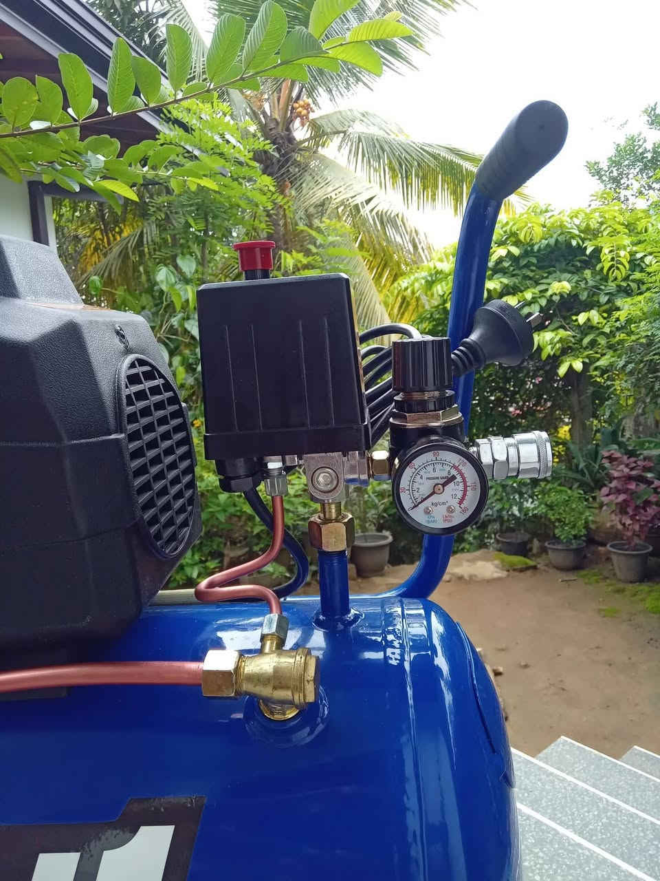 سلام عليكم تاروسه باله جديد ممستخدم ٢١ لتر باركود استرالي للبيع *********** يوجد توصيل لجميع المحافظات
