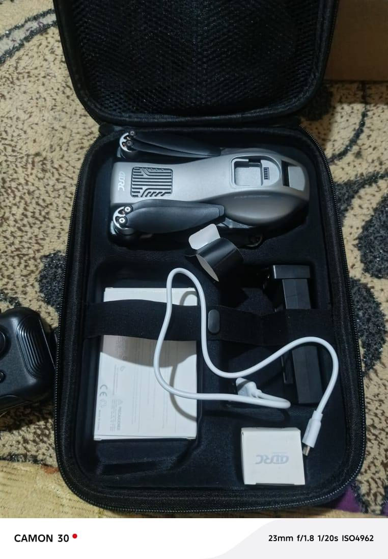 سلام عليكم درون للبيع مكاني بغداد يتوفر توصيل بغداد فقط اسمهة f13 4DRC السعر 225 الف قفل الدرون مو سعرهة بس محتاج والله وبعدهة جديدة  طك كارتون


**إذا كنت صاحب هذا الإعلان وتريد حذفه لأي سبب، رجاءا أرسل رسالة إلى الدعم الفني**