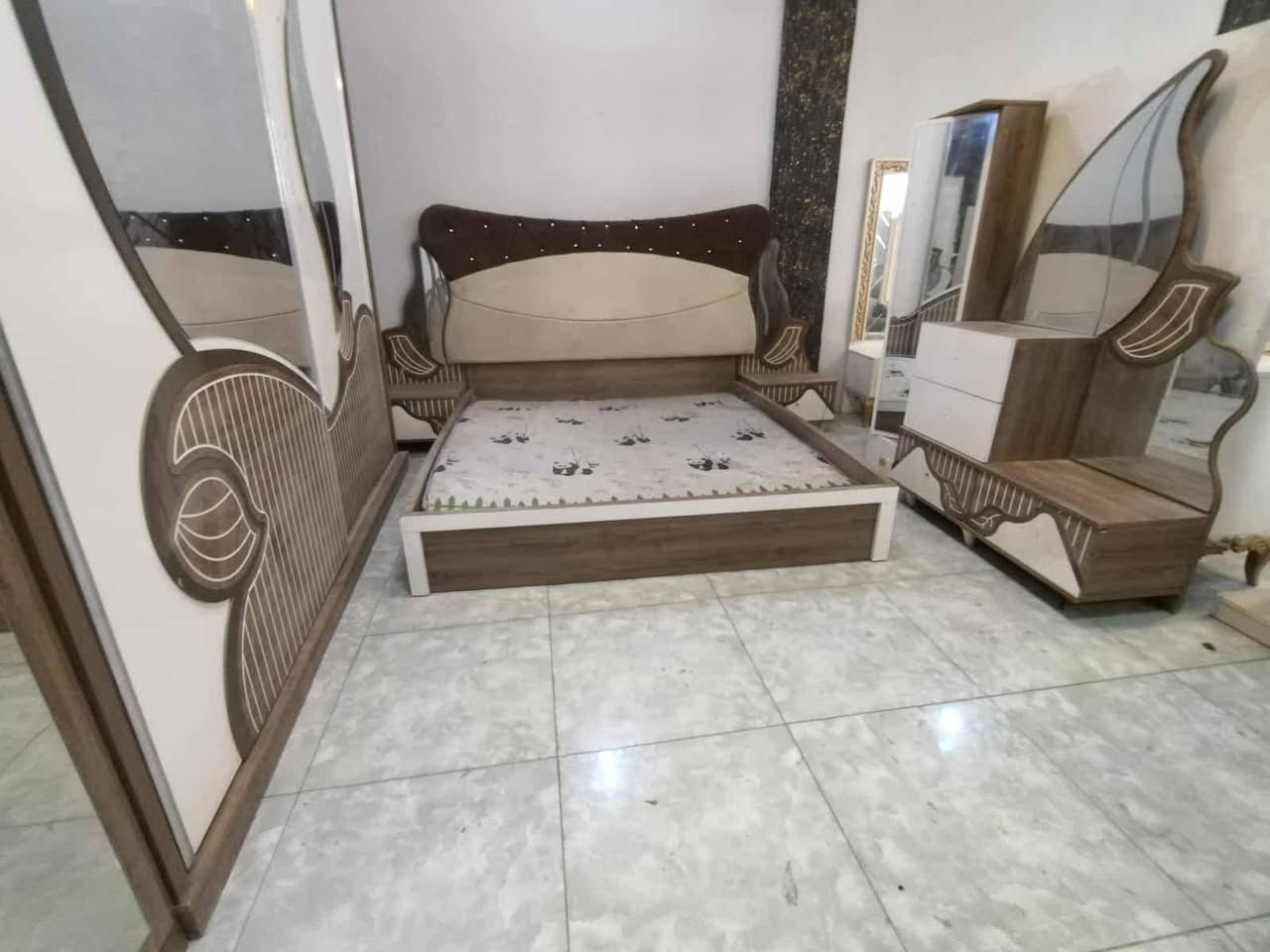 غرفه نوم تركي ٩ قطعه جديد مامستخدمه اخر قطعه المعروضة بالمعرض
٤٥٠ الف
#اشاره


**إذا كنت صاحب هذا الإعلان وتريد حذفه لأي سبب، رجاءا أرسل رسالة إلى الدعم الفني**