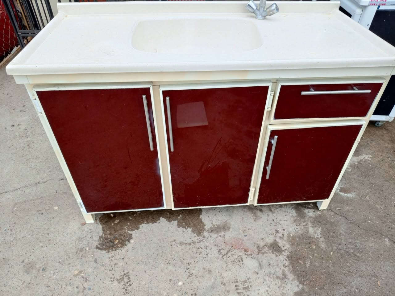 سنك كرانيت مستعمل نظيف .السعر 75 الف القياس 130 سم .مع الخلاط .العنوان قادسيه 2 قرب جامع ذياب العراقي 
***********
***********
متوفر واتساب
