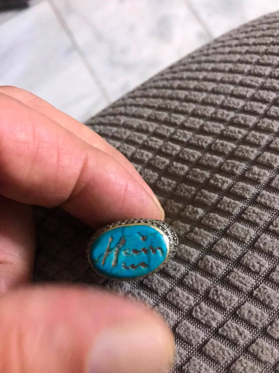 السلام عليكم قديم تراثي ماعرف المعدن فيروزه اصلية خل السعر وادلل


**إذا كنت صاحب هذا الإعلان وتريد حذفه لأي سبب، رجاءا أرسل رسالة إلى الدعم الفني**