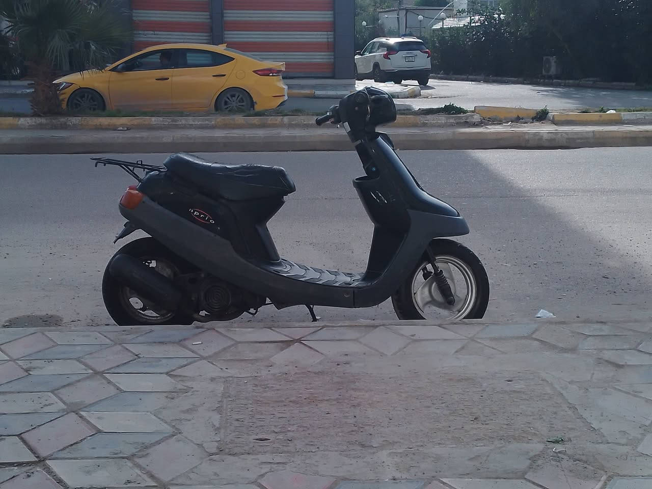 سلام عليكم دراجة بتره للبيع ٢٢٥ وبيه مجال ***********
