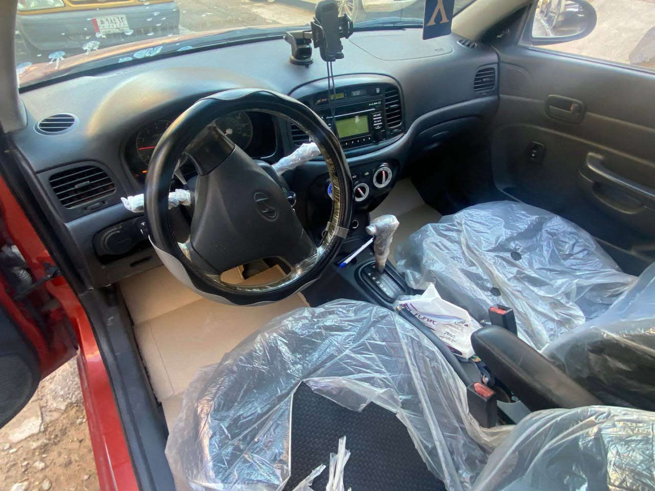 سياره للبيع هاج باك اكسند سياره جديده خير من الله كير اوتماتيك محرك 1600 موديل 2008 رقم بغداد انكليزي  بااسمي مصبوغة حزام للجمالية وارد امريكي تبريد تدفئه صدر باتري تايرات كله نظيف سياره ممتعوبه شرط الفحص حتى سونار بيها مابيها اي نقص سعر 68 وبي مجال مكان بغداد كمب ساره مقابيل نادي المشرق للاستفسار رقم موجود *********** بغداد, العراق
