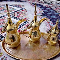 سيت دلال نحاس ٢٧ سم ٢٦ سم ١٨ سم بسعر مناسب ويوجد لدينا توصيل ٠٧٧٣٣٠٧٩١...