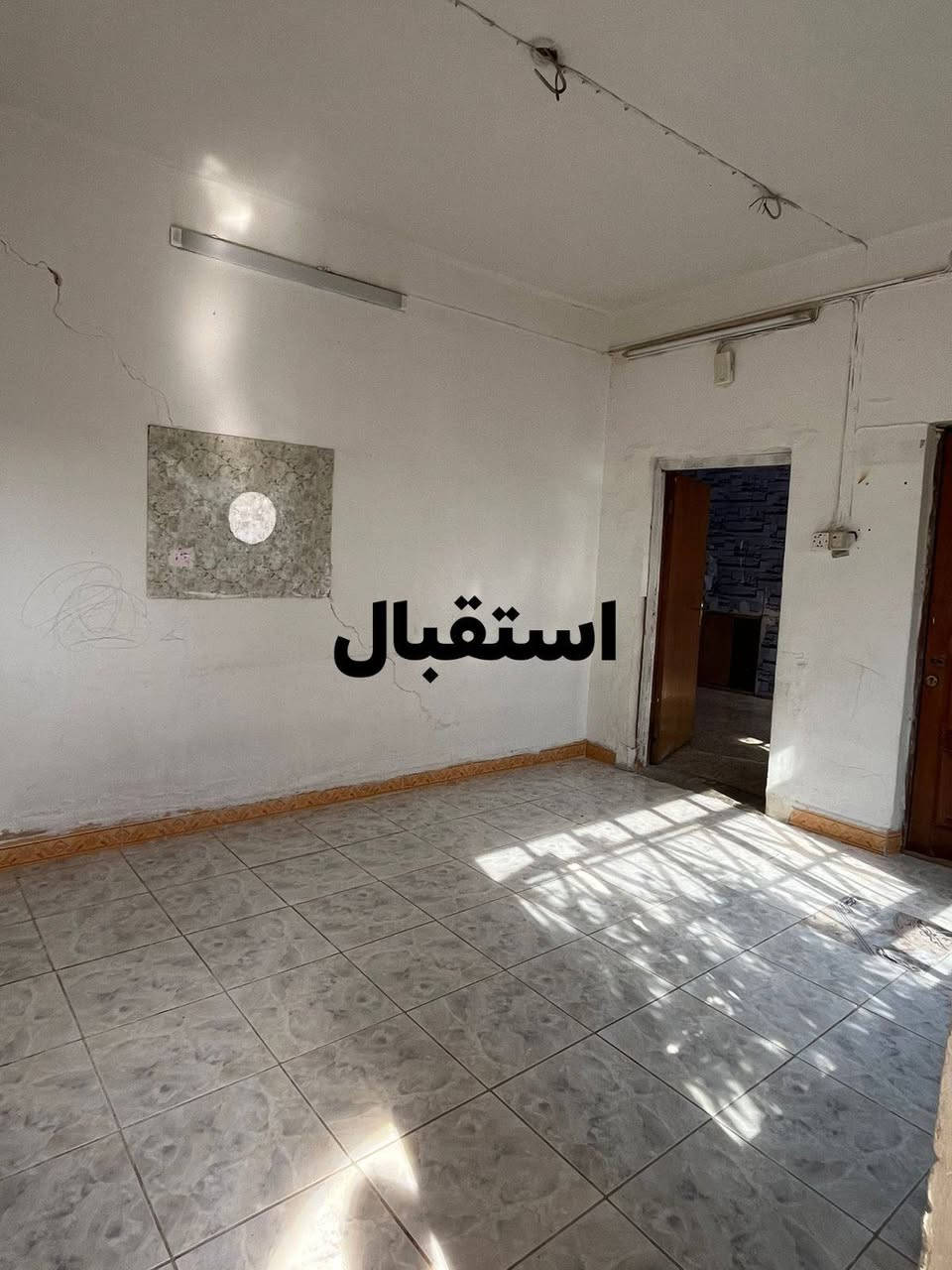 السلام عليكم عندي مشتمل للا يجار كركوك طريق بغداد قرب محطة عقبه بن نافع  (سعر 250)بي مجال (***********
