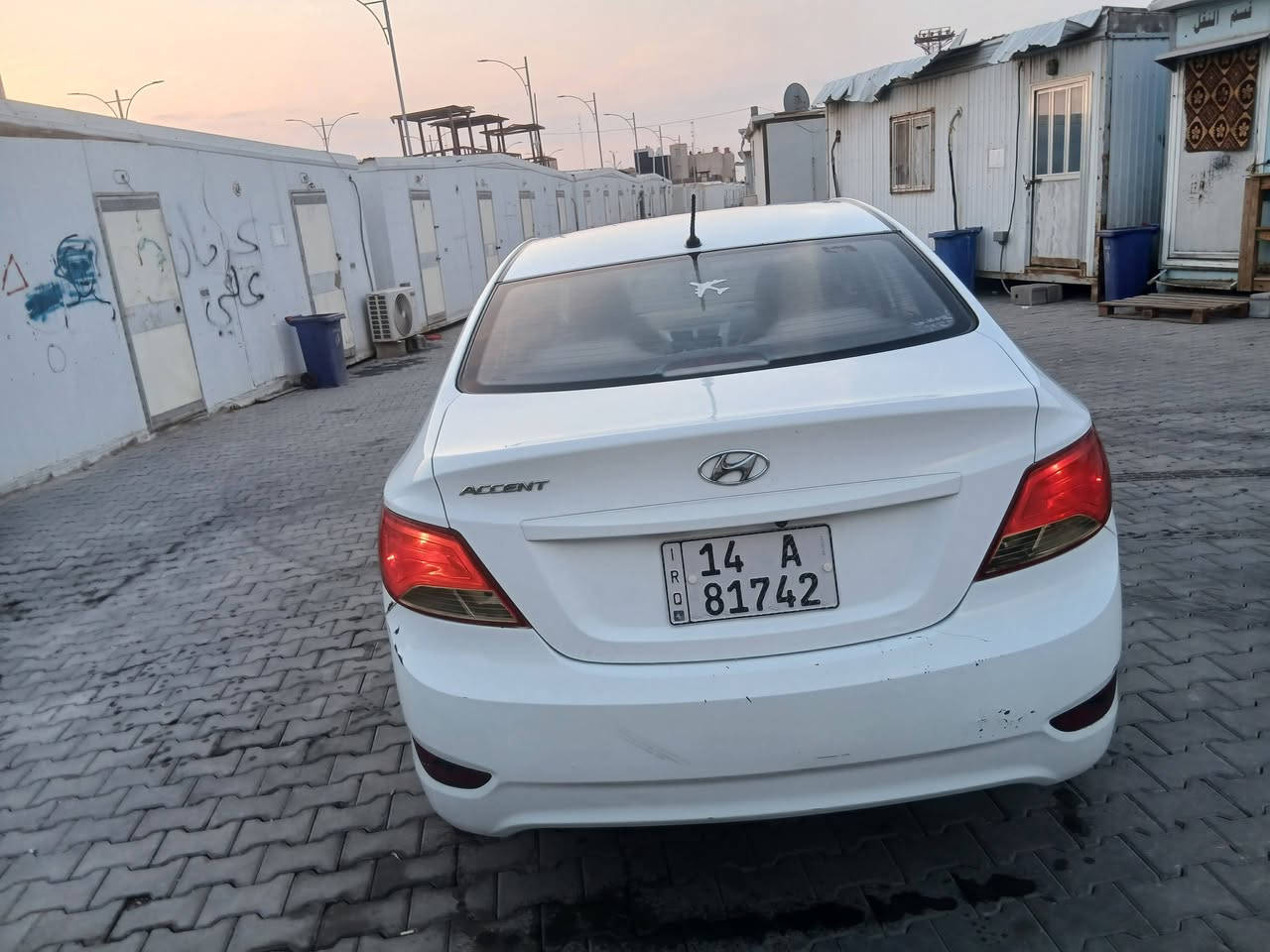 اكسنت ١٦  بسمي ستخدم البيت سياره  داخل على بلاديه تبريد تدفئه  ـ  تاب داشكام تصوير أمامي وداخلي كامره خلفيه تحكم استيرن ويل كب حداده نص عمر مكينه ١٤٠٠ كير شرط الفحص سياره شرط الفحص سعر 80 وبيهه مجال قليل  ***********
