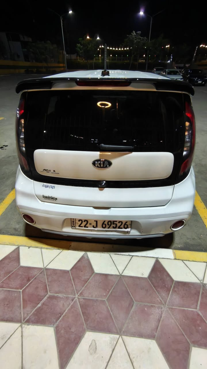 السلام عليكم 
سول 2019 لون ابيض للبيع 
السياره كلش نظيفه و اعتماديه الله شاهد من البيت للشغل و حك الزياره 
السياره بدون ايرباك و سنويه ما ساقطه 
ماشيه ٥٨ الف 
حادثها من امريكا و بيها بابا هنا مبدله 
مكينه و كير و تبريد و حداديه خير من الله 
سعرها 132 و بيها مجال للطيبين 
*********** مكان السياره في بابل الحله
