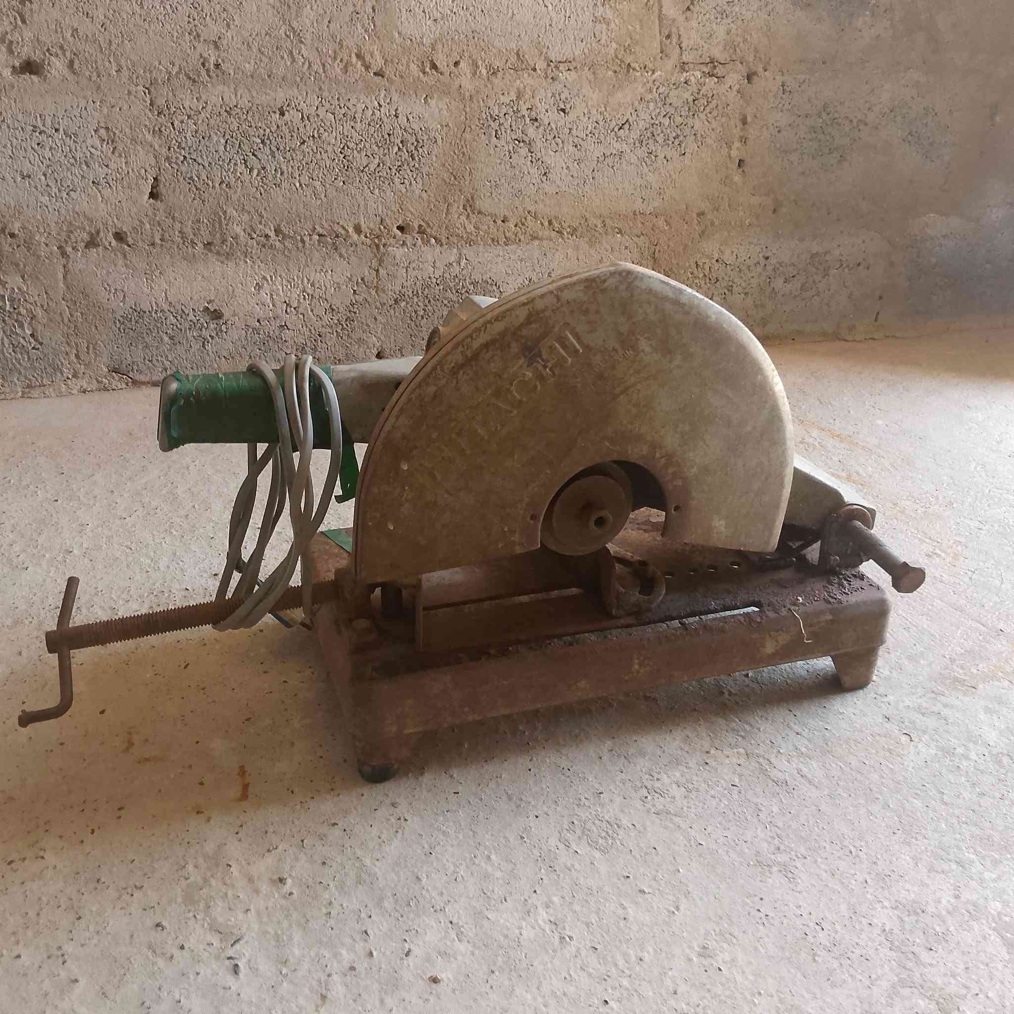 للبيع سعر 125,,, الف الرقم ***********
