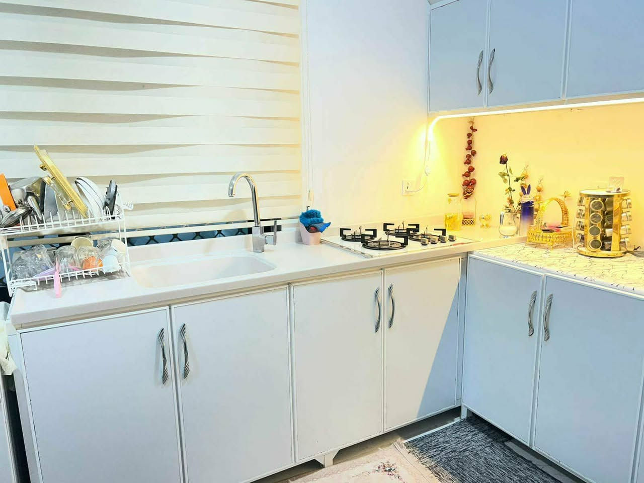 كاونتر الامنيوم  مستخدم كلش نضيف اخو الجديدقياس  6 متر   تفصال احطاطه من الطراز الاول مع الطباخ 
السعر 650 وبي مجال بسيط

بعقوبه تقاطع القدس للاستفسار


**إذا كنت صاحب هذا الإعلان وتريد حذفه لأي سبب، رجاءا أرسل رسالة إلى الدعم الفني**