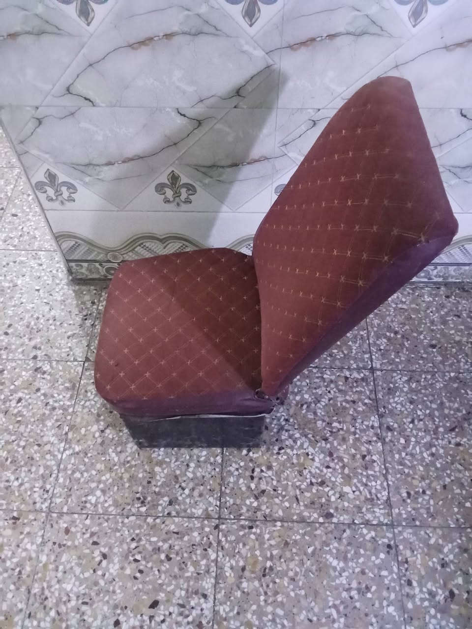 السلام عليكم كشنات تفصال إبدال القلابيات مال فتون أو جنبي جوكر المكان بغداد مدينة
***********
