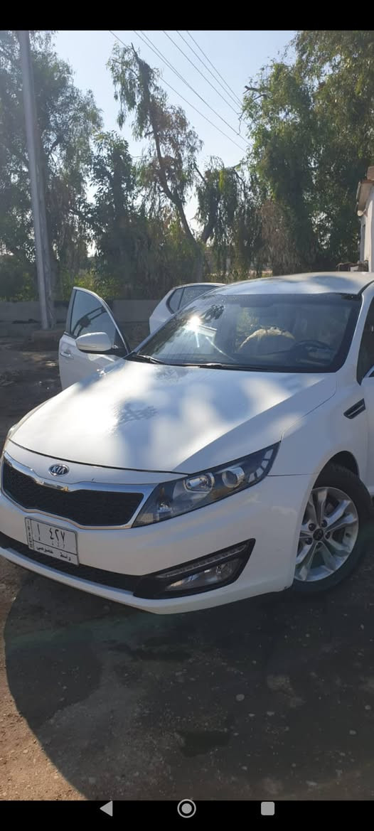 اوبتما ٢٠١٣ رقم مميز جاهزه من الدعميه الدعميه
محرك ٢٠٠٠ دوش
حادثها جهة السايق مبدل بيبان ثنين والجنطة هم متضررة  مكفولة مكينتها ما مفتوحة وكير مكفول حداديه وتخم تاير كفاله رقمها ٣ ارقام باسمي رايدها 110 وبيها مجال  مكان السياره كوت ***********
