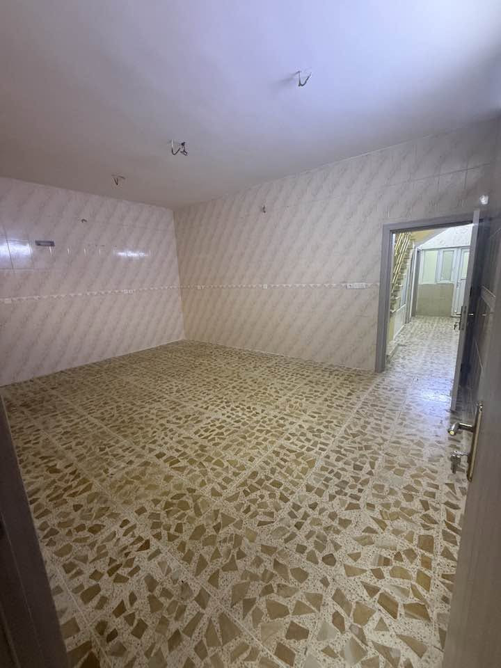 عقار للبيع✨✨

بيت طابو صوف ٢٠٠ متر للبيع مبدون مشاكل ب اسم شخص واحد 

بيت طابق واحد مع ممر في الطابق الثاني 

بيت يحتوي على ٢ غرف نوم و هول و استقبال و صحيات

موقع البيت: حي العسكري قرب جامع المعراج

للاستفسار: ***********
