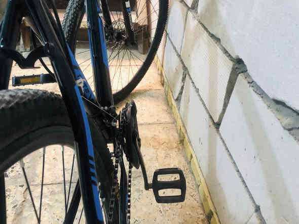 باسكل جبلي ياباني حجم 29 كامل مكمل امس مشتري نضافه 100%يعني مابي شخط عنواني ناصريه مركز رقم التواصل ***********سعر 160وبي مجال
