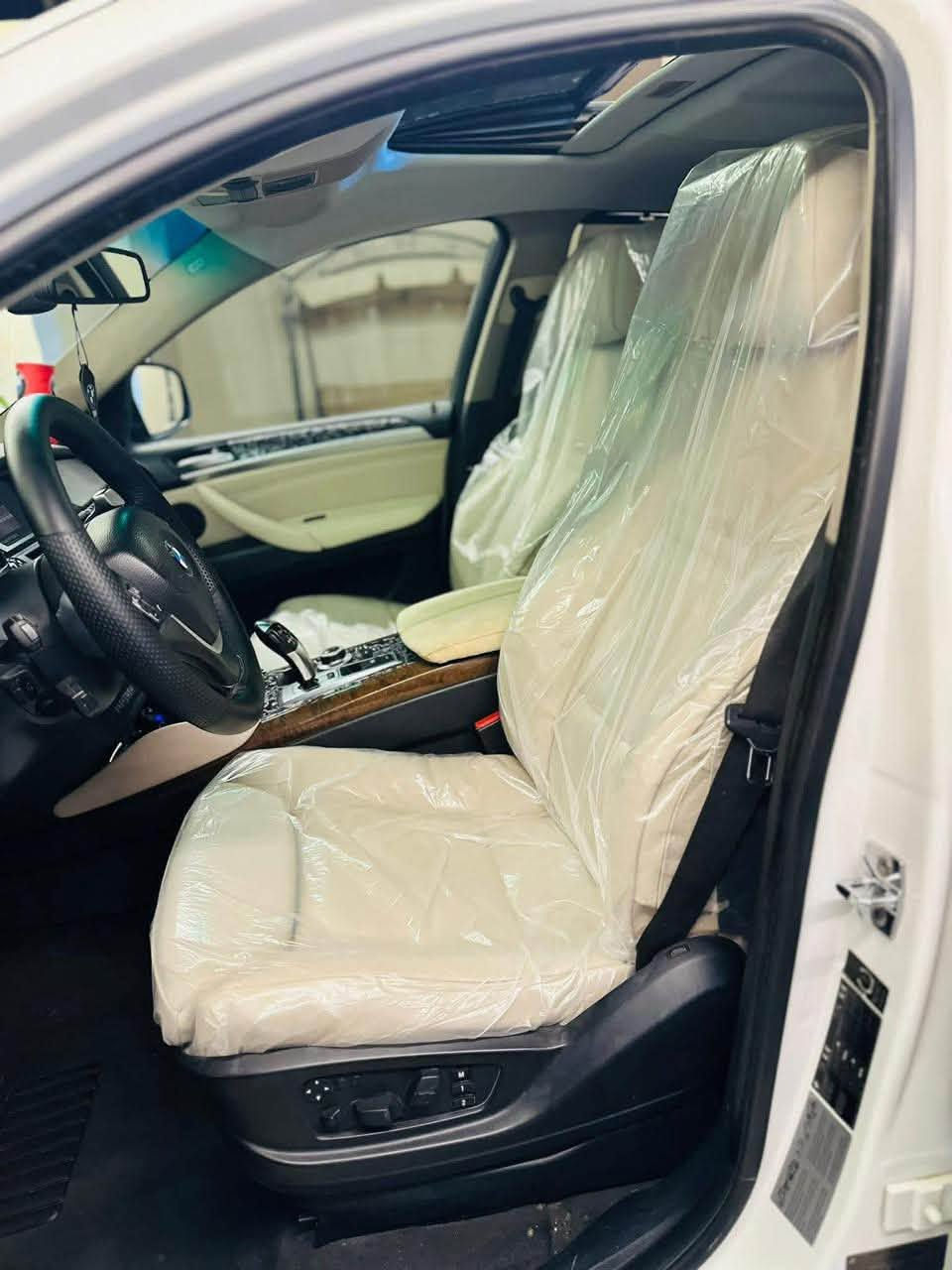 BMW X6 3.5  2009
--------------------------

#السعر : اتصال ☎️ مناسب. !! 

‏

#رقم الهاتف :-*********** واتساب  

#رقم السيارة : سليمانية دولي 

#مكان السيارة : كربلاء 

----------------------

للبيع او مراوس ب نيسان بترول فقط

بي ام  X6 موديل 2009 

حجم 3.5 6 سلندر توين تيربو المرغوب. 

  سيارة خليجية الوحيده من خواته هاي النظافه

سنوية +هزة جديد سيارة مكفولة 

بدون ضربة وصبغ وتبديل كفاله 

سيارة فول فووووول مواصفات

تفاصيل 👇🏼👇🏼

1_ بصمة 

2_محرك 6 سلندر  ✈️⁦⁩+كير مكفولات ⁦

3_تبريد شغال قطعتين ❄️ 

4_سلايت 

6_مراية داخلية+جانبة عاكسة 🔍

7_مري شفط ⚔️

8_ كشنات كهرباء  +ذاكرة خزن  

9_بردات جانبية✨

10-لدات انارة داخلية 💡

11-شاشة جبيرة 🖥

12-داخل اوف وايت 

13-انارة ترحيب 🔦+ أناره علامة BM أبواب 

14_ كاميرا خلفية 

15-حساسات امامي خلفي  

16-ويل حجم 20 تو سايز  +تخم تاير جديد 

17-صدر امامي خلفي جديد  ⚔️⁦

18-اوتو هولد ⚔️ 

19-لايت زنون داينمك  

20-ستيرن كهرباء مع خزن ذاكرة 

21-شاشة اعطال 

22_هاند بريك بصمة 

23- كزوز رياضي بلادي

24_شفتات ستيرن 

25_جنطة كهرباء  

26_دخول ذكي 

27_زراك لايت 

28_تشغيل بدون مفتاح 

29_فان خلفي منفصل

30 بعد بيه هواي مواصفات ما ذاكرها 

اتصال ☎️ سيدعلي ***********

سعر اتصال ☎️ سعر مناسب  

سياره جديده 135$

----------------------
