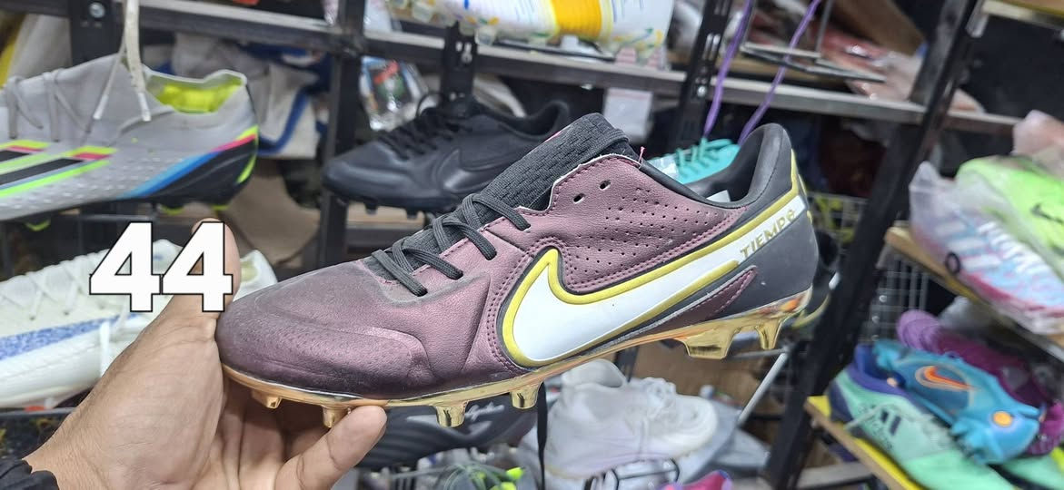 اصلي ٣٥ مع توصيل وتدللون القياسات يمكم


**إذا كنت صاحب هذا الإعلان وتريد حذفه لأي سبب، رجاءا أرسل رسالة إلى الدعم الفني**