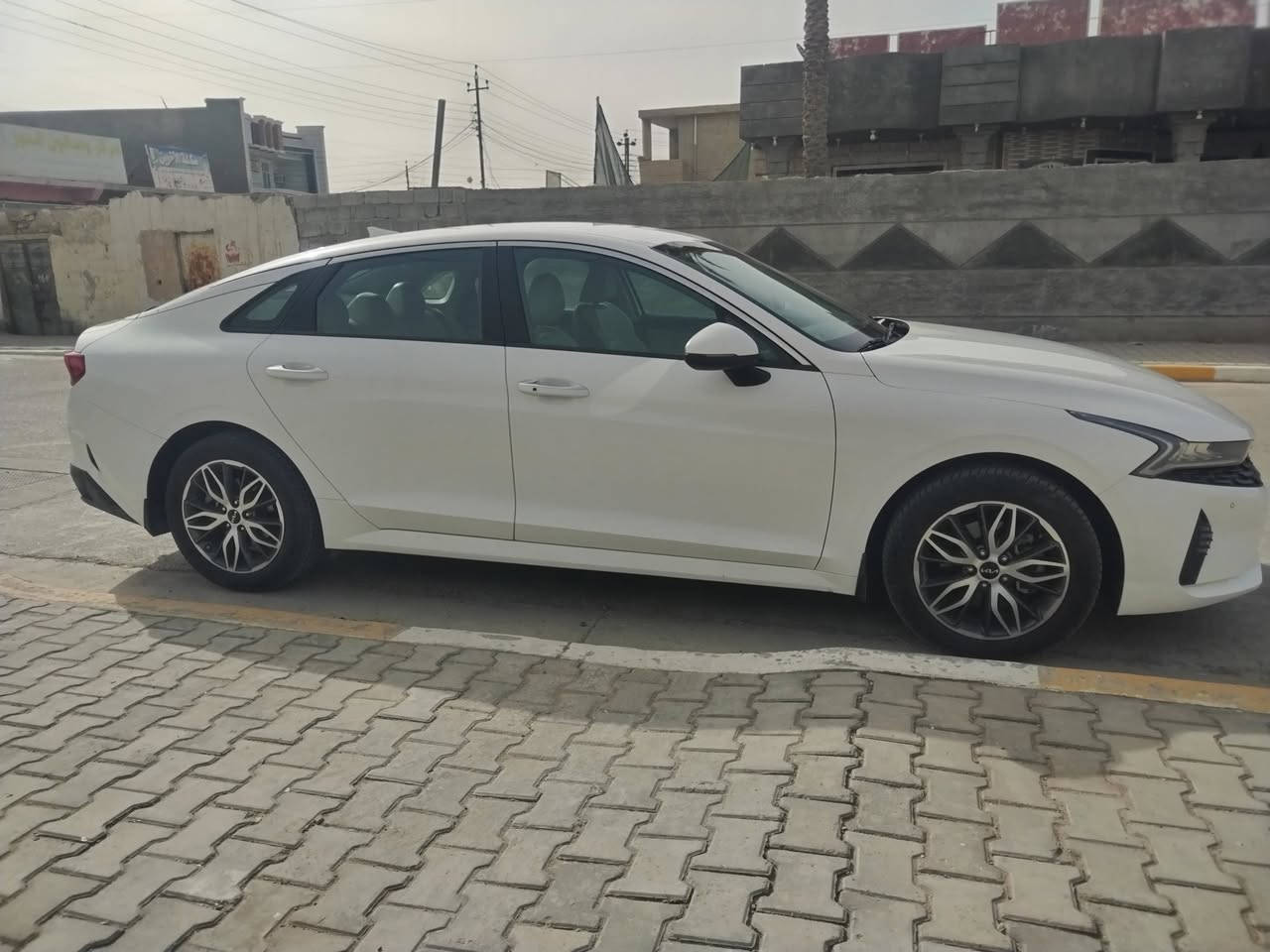 سياره كي 5 خليجي ٢٠٢٢ رقم شمالي تحويل مباشر سيارة موجوده في بغداد مواصفات السياره تحكم أستيرن جهتين كشن كهربائي حساس خلفي وامامي ثلاث وضعيات قياده سبورت نيموري درايفر تدعم نضام أيكو سياره مكفوله كفاله عامه سبير بعد ما نازل شاشه كار بلي كامره خلفيه شاشه كبيره رادار محرك ٢٠٠٠ بصمة أبواب بصمت تشغيل أشاير ترحيب أضائه محيطيه مرايات كهربائيه داخل لونين كشن جلد سياره ماشيه ٥٠ سعر السيارة ١٩٠ رقم الهاتف ***********
