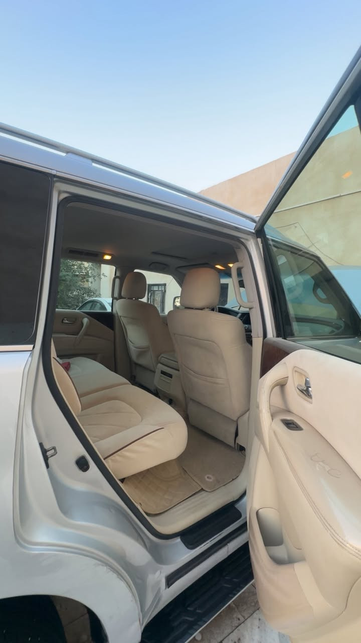 بيع مستعجل نيسان باترول 2011 Se السيارة جاهزة اي نقص مابيه تخم تاير حدادية جديدة لون سلفر اربع قطع صبغ اثر جراد مكفولة من الضربة رقم اربيل

💎 ســعــر ✅ ::180$📮

مواصفات 
حساس امامي 
حساس خلفي
سلايت 
كشن كهرباء 
رقم: 
***********
***********
