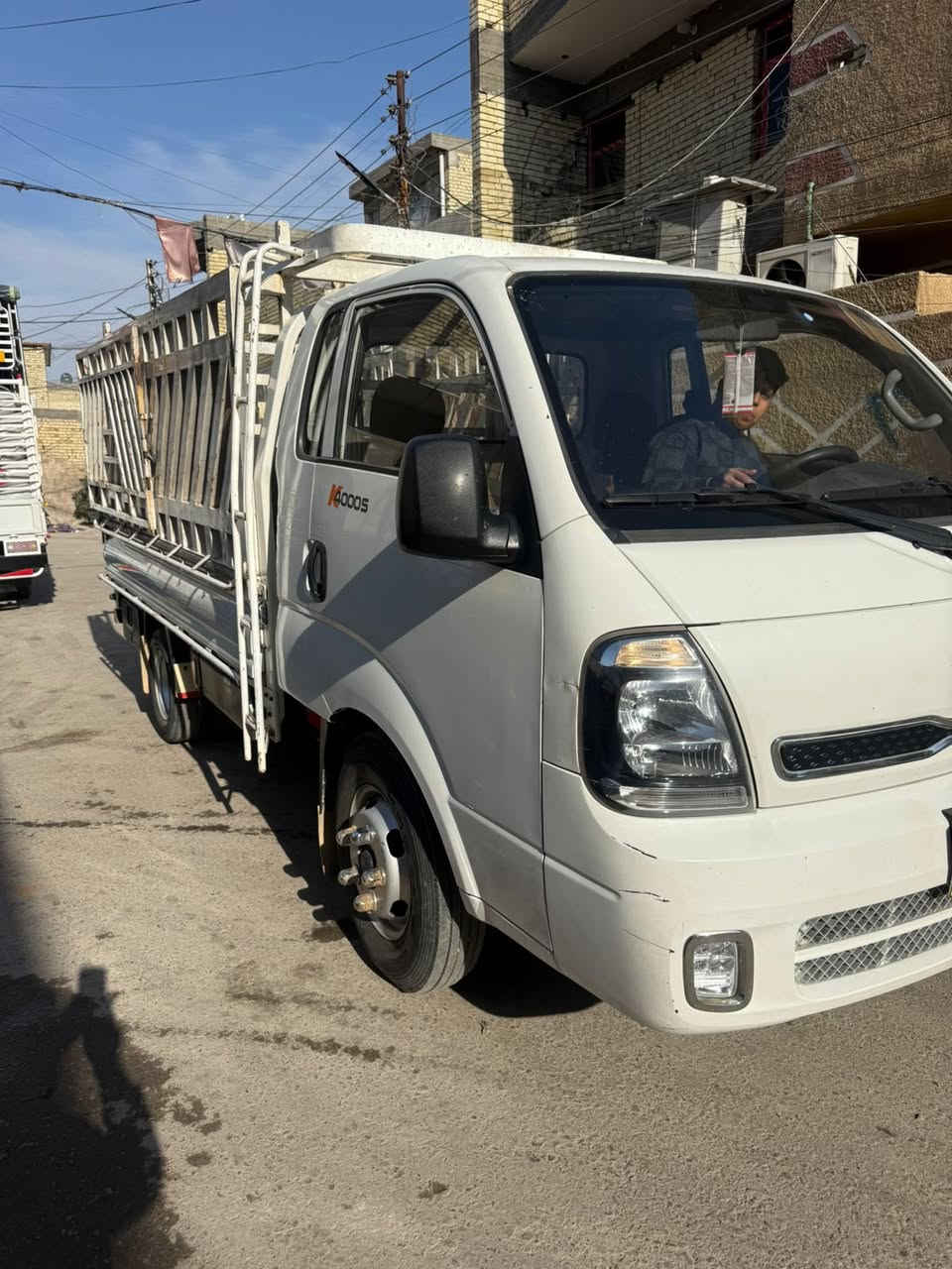 تحيه طيبه كيا فحل 4000 موديل 2021 مفتوح مو مسكر رقم بغداد خمس نمر السعر 172 الهاتف ‭+964 771 009 5788
