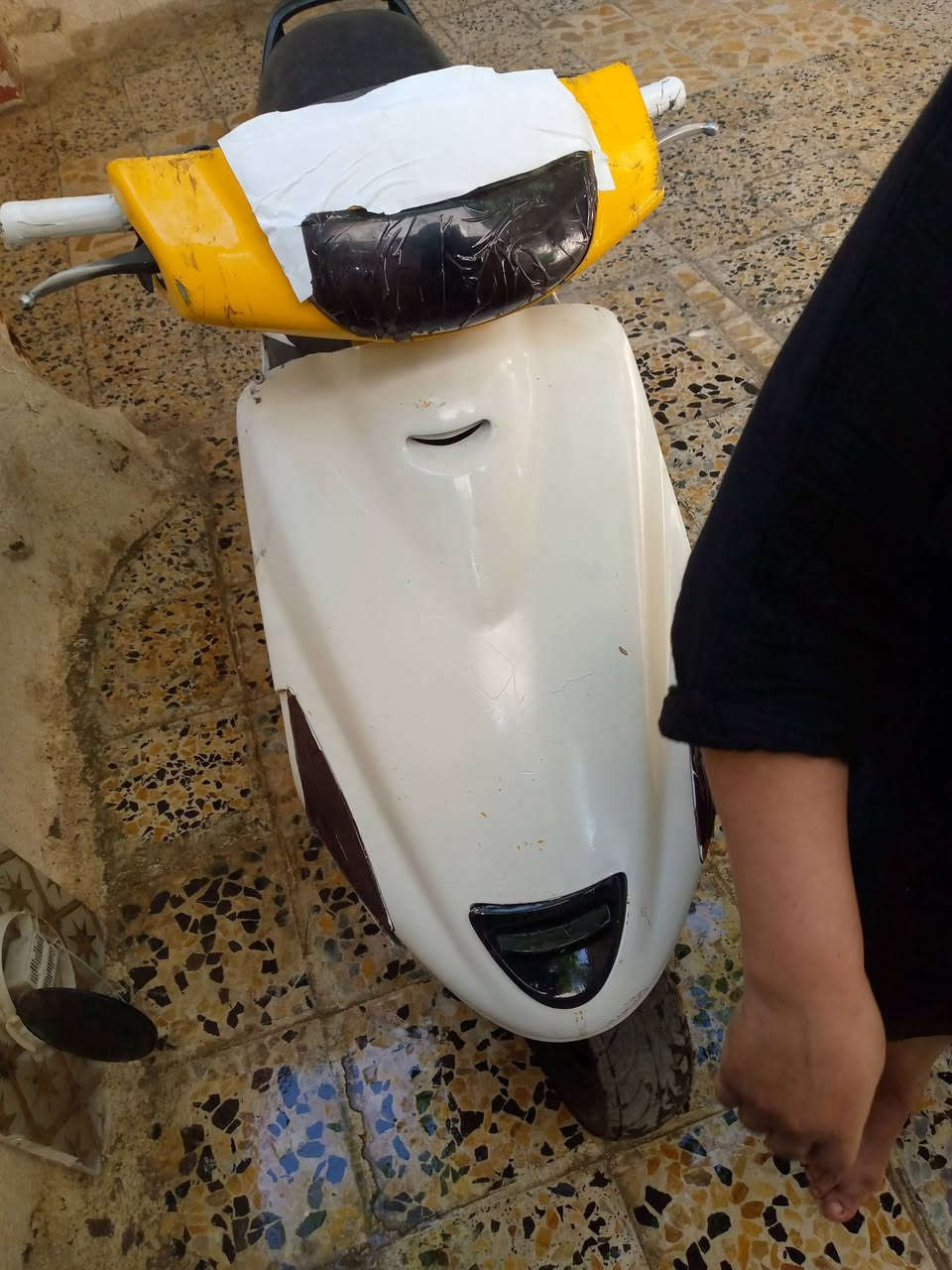 سلام عليكم دراجه فراشه طافيه ما عرف شبيه ابيع كوم حديد مكاني البصره 75وبه مجال ***********واتساب
