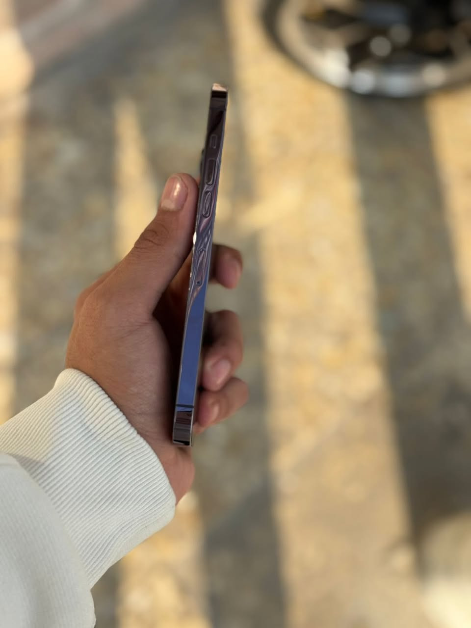 السلام عليكم
14 برو ماكس 
مستبدل بطارية اصلية فقط
نسبة 100‎%‎ الجهاز مكفول وكلش نظيف
ذاكره 256 
سعره 645  الف
***********
