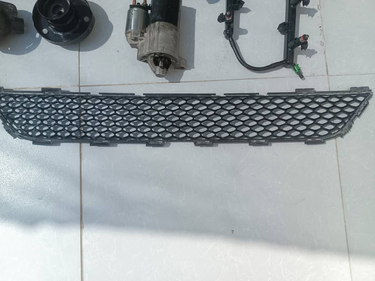 سلام عليكم غراض اوباما للبيع كلمن وسعره سبير 30//لويات اربعه امامي خلفي 3600 ب40//شباج ب15//قواعد دبل 15//بك لايتات ب 60// ماسكات الزوج ب15//شباج اوباما من موديل 15 وفوك  الي جوه الرقم ب10//ثلاجه مع مسطره وبخاخ ب30// دبلات مع لويات هيمي  ب100// سلف اوباما هيمي ب50 شغال //كشافات اوباما موديل 11/14 زوج ب10 // عمبار ب15 /// المكان الكوت رقم الهاتف ***********
