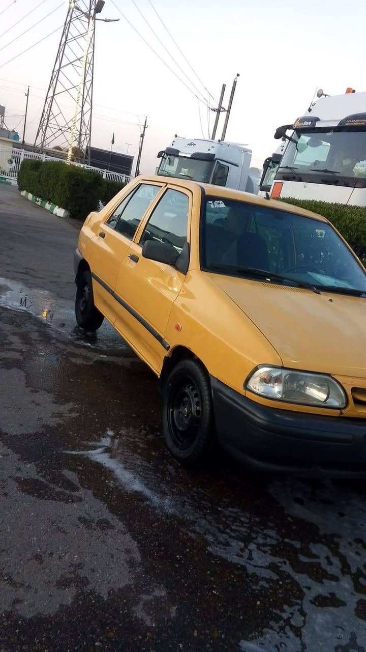 سلام عليكم سايبه للبيع موديل 15مكفوله كير محرك تبريد تخم تاير جديد كله جديد سياره جديده واستخدام شخصي مكان بغداد مصفره هيئه وغرامات سعر37 رقم  بغداد للاستفسار ***********
