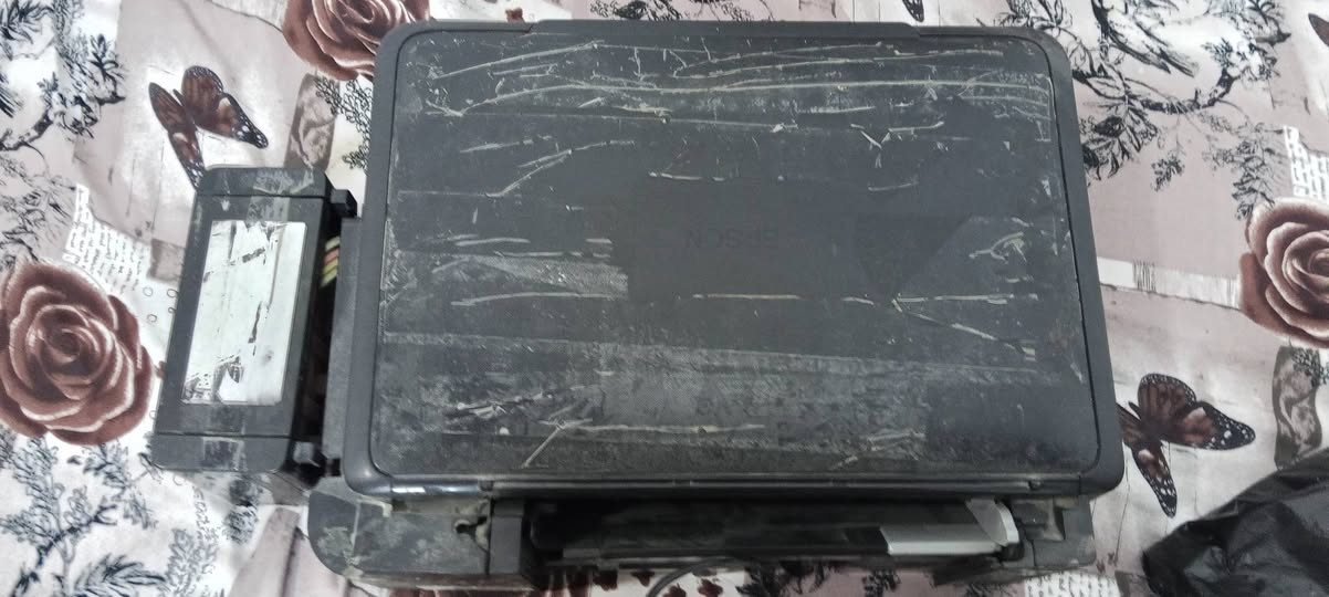 طابعه ايبسون شغاله بس متروكه 65 الف ***********
***********
