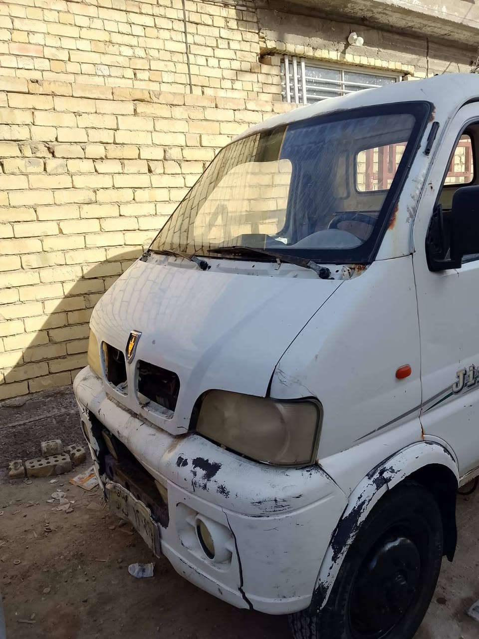 السلام عليكم للبيع سياره بيكم موديل 2013 محرك وكير بنكو كاز رقم بغداد صدامي راعيها مواصله اتعهد سرقه وعشائر سياره جاهزه معده مكينه بيها خيط تبخير سعر 13$وبيها مجال مكان بغداد ***********
