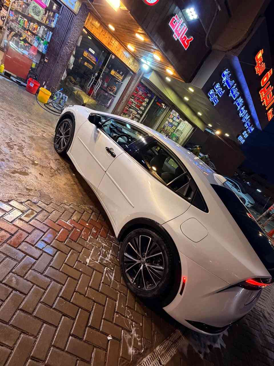 سلام عليكم

تيوتا بريوس 2023 

فئه xle فول عدا البنوراما

حادث جاملغ فقط صطحي ايرباك برده فقط قطعه وحده صبغ بدون دواخل بدون اي ضرر قوي 

ماشيه 27 الف كيلو 

رقم بغداد الجديد بسمي تحويل ثاني يوم شبه مميز 

موصفات 

Ev مود 

اربع انضمه قياده 

بصمه 

فول تحكم ستيرن 

رادرات 360 درجه 

تحديد مسار 

توقف ذاتي 

اوامر صوتيه 

Auto لايت

حساس امامي حساس خلفي 

كشنات جلد 

كشن كهرباء 

تدفئه كشنات 

تدفئه ستيرن

اناره داخليه بل دشبول بلادي 

لايت led 

لد امامي مع لد خلفي 

شاشه الكترونيه 

ابل كار بلي 

السياره كامله وجاهزه ومناقصها اي شي 

مكان السياره بغداد 

السعر 185 وبيها مجال بسيط. 

*********** بغداد, العراق
