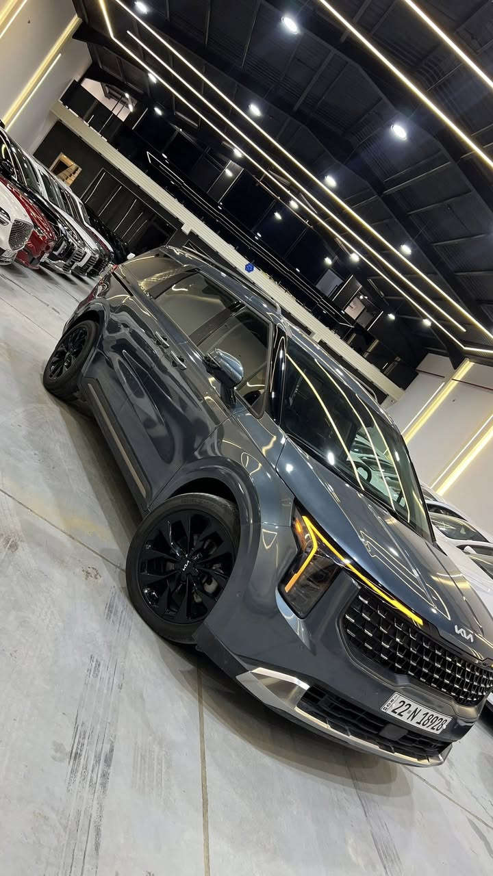 معرض ميرال لتجارة السيارت
______________________________________
#اعلان_بيع_سيارة
🔷السيارة : كيا كرنفال SX برستيج🔥
🔷سنة الصنع : 2025
🔷اللوحة : اربيل
🔶السعر :315 ورقة
🔷الضرر : تبديل وصبغ جاملغ امامي وباب يمين مع تعديل وصبغ حافة البنيد. (صور الضرر مرفقة بالاعلان)
🔷ضرر الايرباك : بدون ضرر✅.
🔷رقم الشاصي : KNDNE5K35S6460718
______________________________________
🔷المواصفات : 🔥
🔹حجم المحرك 6 سلندر 3.5L 
🔹عداد المسافة7 الف ميل 
🔹كاميرات 360 درجة
🔹داش كام بلادي
🔹رادار امامي وجانبي وخلفي
🔹تنبيه الخروج عن المسار
🔹سمارت بارك (تحريك السيارة بالريمونت)
🔹حساسات امامية وخلفية
🔹لد داخلي محيطي متغير
🔹ابواب كهرباء
🔹كراسي جلد 
🔹فتحتين سقف
🔹سقف شمواه
🔹اوتو هولد
🔹 تحكم ستيرن جهتين
🔹ويل كب حجم 20 انج مع اطارات بحالة جيدة
🔹لايتات LED بالكامل
🔹شاشه تحكم بالايعازات
🔹سستم الصوت harman/kardon
🔹تبريد وتدفئة الكراسي
🔹الكراسي كهرباء
🔹ميموري كرسي السائق
🔹ستائر خلفية
🔹جنطة كهرباء
🔹بصمة ابواب وتشغيل وتشغيل عن بعد
🔹مع باقي المواصفات الاعتيادية
————————————————————————
☎️ الاتصال :
***********
فضل الجشعمي 
***********
احمد الشمري 
📍النجف الاشرف - مدينة المعارض القديمة - قرب معمل الخياطة
