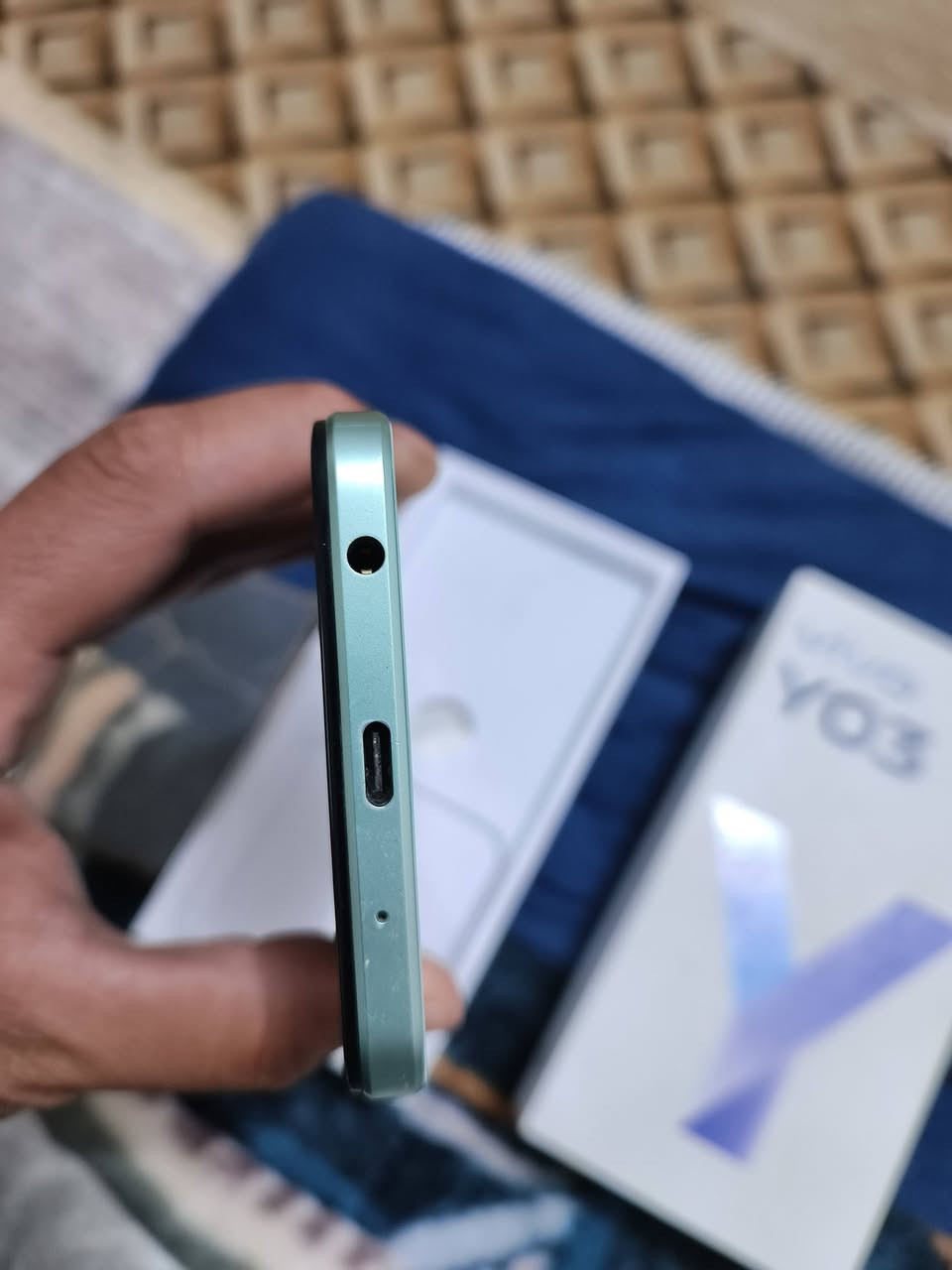 vivo y03 للبيع مكاني نجف جهاز جديد نضافه ٩٠بل ١٠٠ستوني مشتري كارتونه وياه فقط مكفول من كلشي سعر80قفل


**إذا كنت صاحب هذا الإعلان وتريد حذفه لأي سبب، رجاءا أرسل رسالة إلى الدعم الفني**