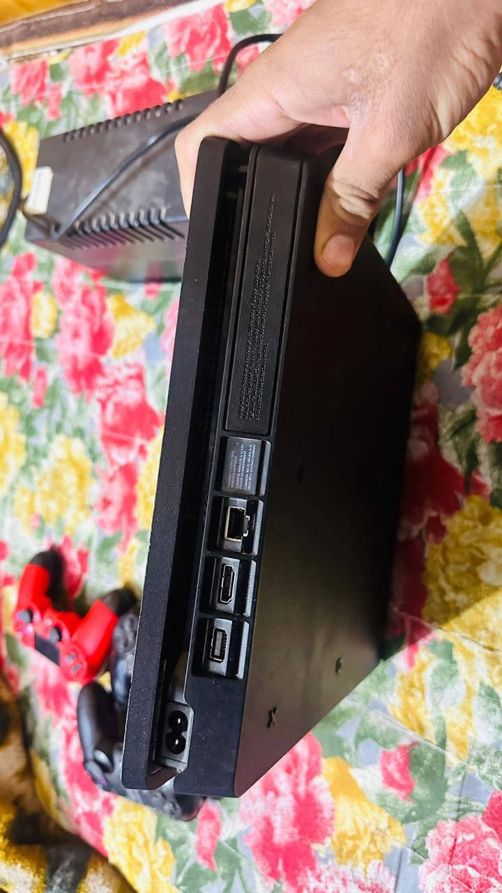 بلي فور سلم مهكر نضافه 100٪ جديد مستخدم شهر فقط بي3 يدات  بيس 25 يو بي اس 850 + وبي العاب منزلهن  وهواي  سعره قفل300  تفاصيل مذكوره اتصل***********
