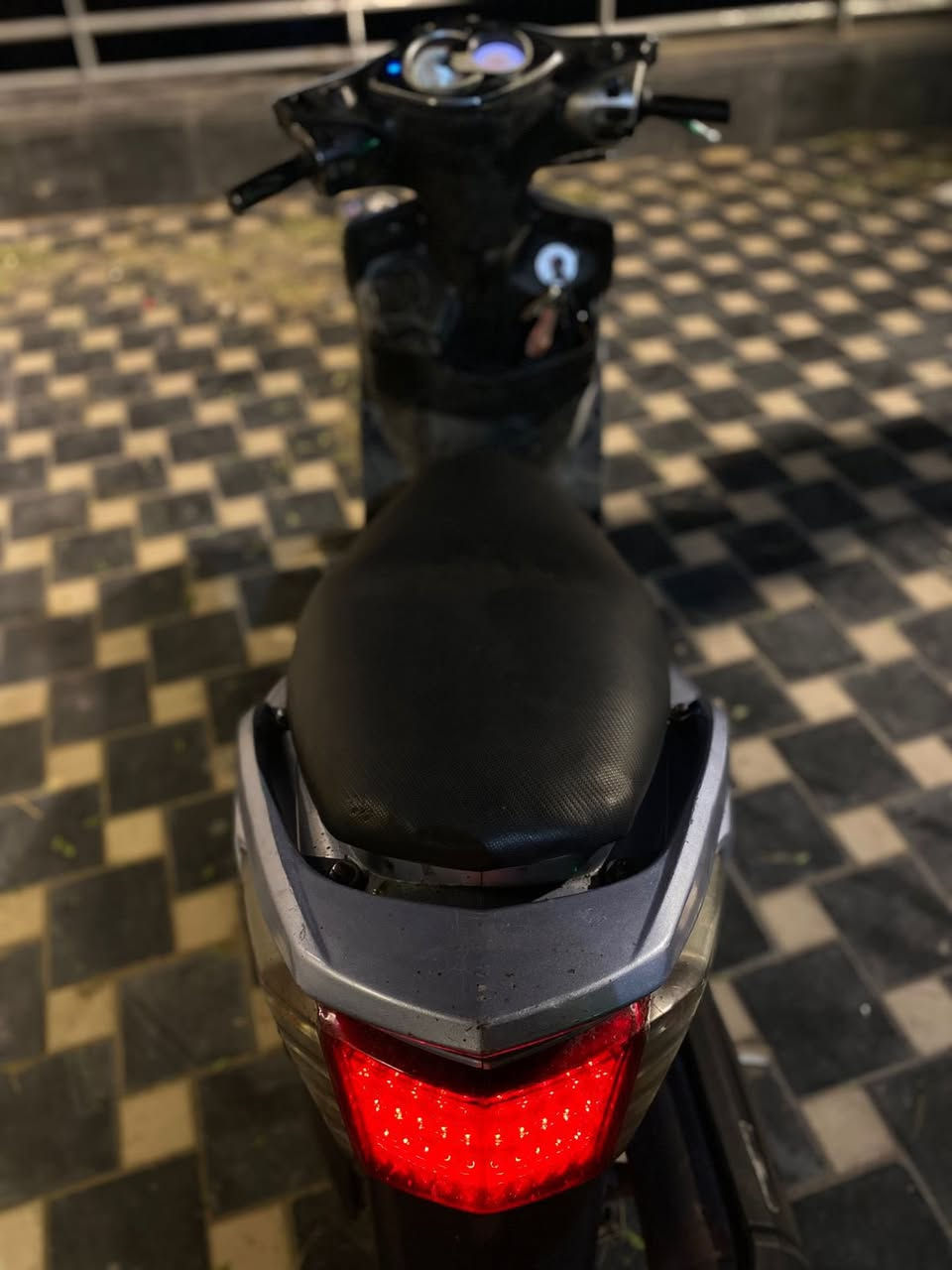 سلام عليكم سكنس فحل كابريتر دراجه بلاديه مكينه مال رمبه كهربائيات كامله نكره سلف كل وقت دراجه مابيهه اي نقص فقط ترايش و كسر بسيط باللحيه سعر 625 بيهه مجال مكان بغداد اعضميه ***********
