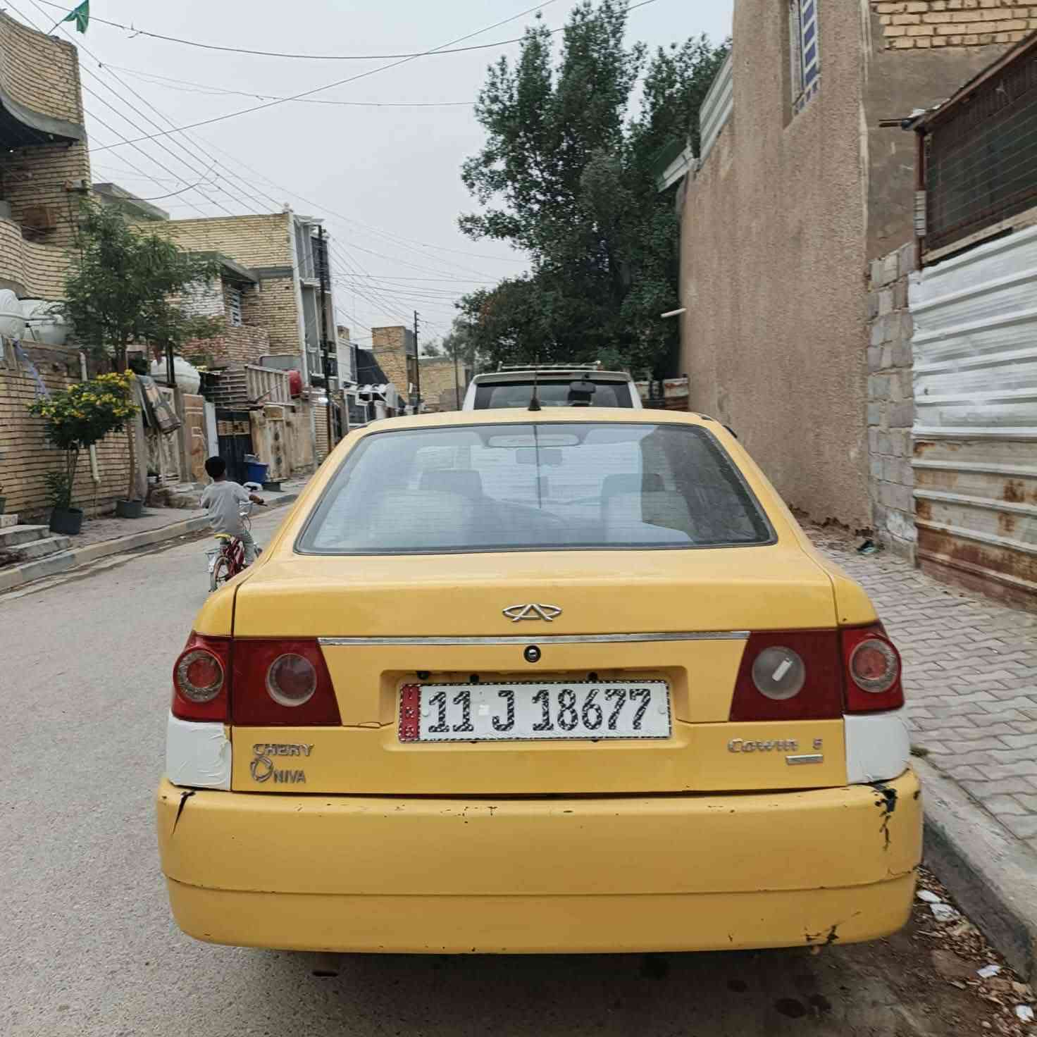السلام عليكم شباب شيري كوين 2010 رقم بغداد إنكليزي تحويل مباشر سنوية لل29 مصفره هيئة وغرامات مكينه وكير مكفولات صدر امامي خلفي جديد كهربائيات كلها شغالة غرفة نضيفة السعر 20 وبيها مجال بسيط مكاني بغداد الحسينية مال راشدية رقم ***********
