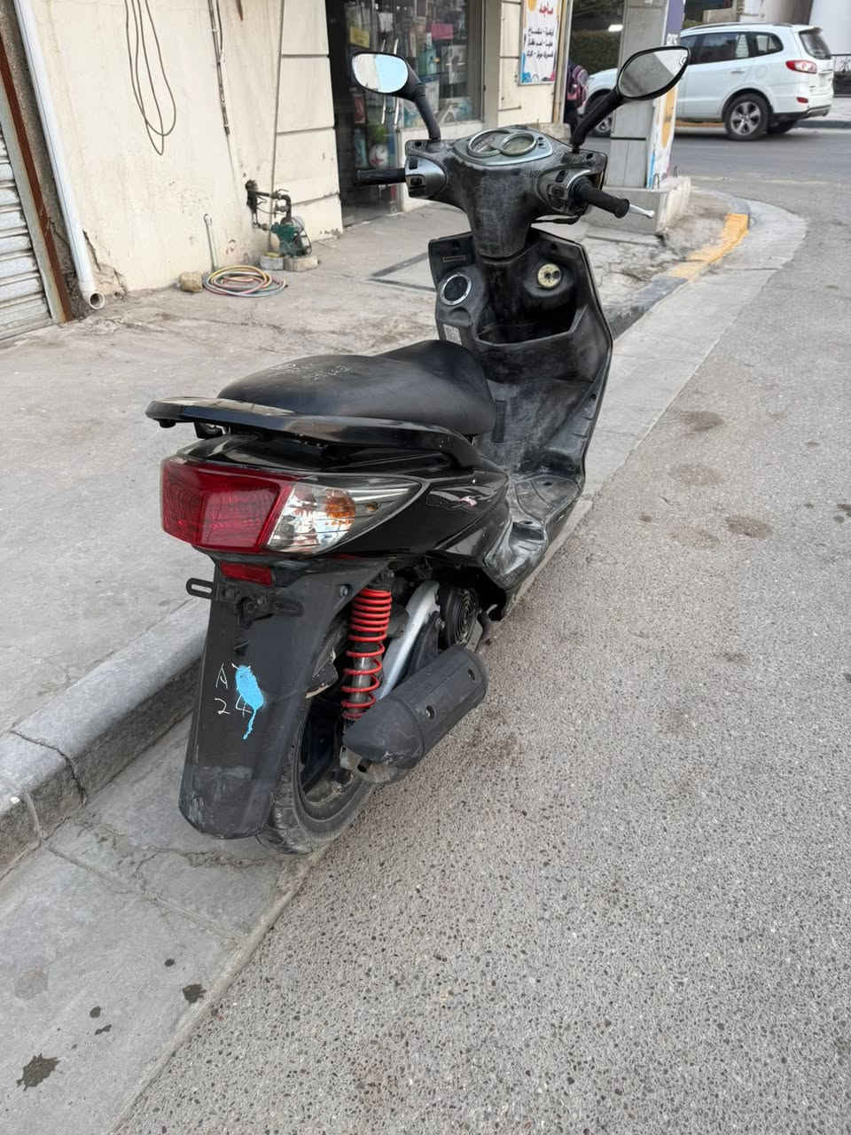 سكنس فحل كابريتر محرك مكفول برغي ممفتوح بي 
دراجه حيل نضيفه شوفت عينكم مانقصها اي شي 
سعر 950
مكانها بغداد الدوره 
للاستفسار : ***********
