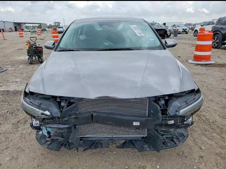 اللهم صل على محمد وآل محمد 🧿 
Buy now $6،000
ضرر موضح بالصور 
تقرير كارفكس قبل الشراء مجانآ 💯 
مكتب الحسناوي لتجارة السيارات الامريكيه والكنديه عنوان بابل قضاء الكفل مجاور دائرة أحوال الكفل مقابل صيدليه الشهد 🌹 
*********** وات ساب 🇮🇶
