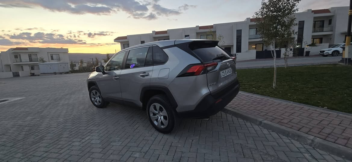 مواصفات  LE  
 رادارت و شاشة دجيتال و هاندبريك كهرباء موقع بسليمانية ربع جاملغ صبغ  بدون اي ارباك للاستفسار 
*********** السليمانية, العراق
