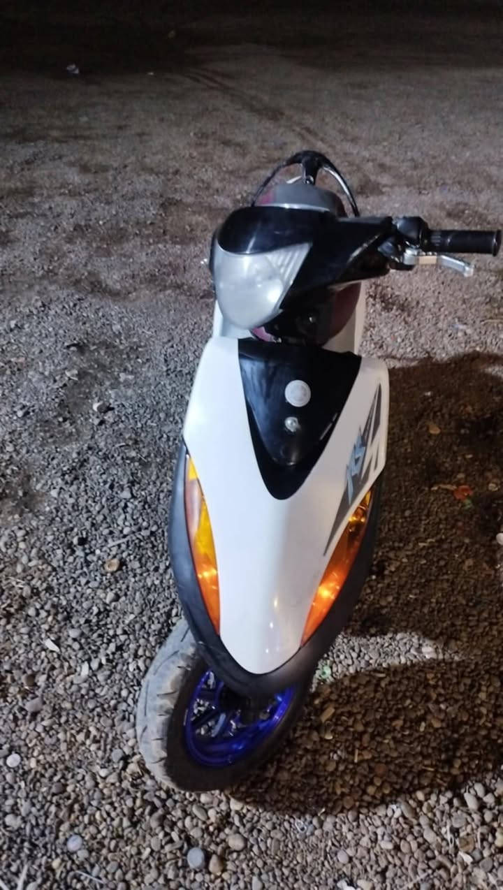 سلام عليكم دراجه ماكس عدله للبيع مكينه ناعمه خير من الله شغاله سلف هندر كهربائياته شغاله تخم تاير ويل رياضي سعر 600 وبيه مجال قليل تواصل *********** :***********. متواجد عل نت
