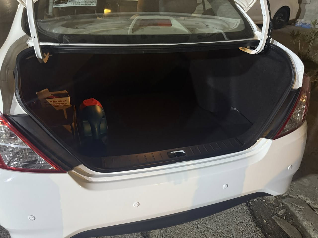 سلام عليكم للبيع نيسان سني ٢٠٢٤مكفوله بغداد بسمي ماشيه ٢١  اربعه جام دكم سعر ١٢٨
مكاني كراده 
***********
